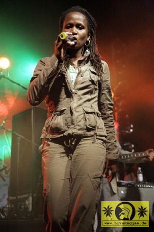 Sista Gracy (D) and The Yardy Crew 14. Reggae Jam Festival - Bersenbrueck 08. August 2008 (14).JPG